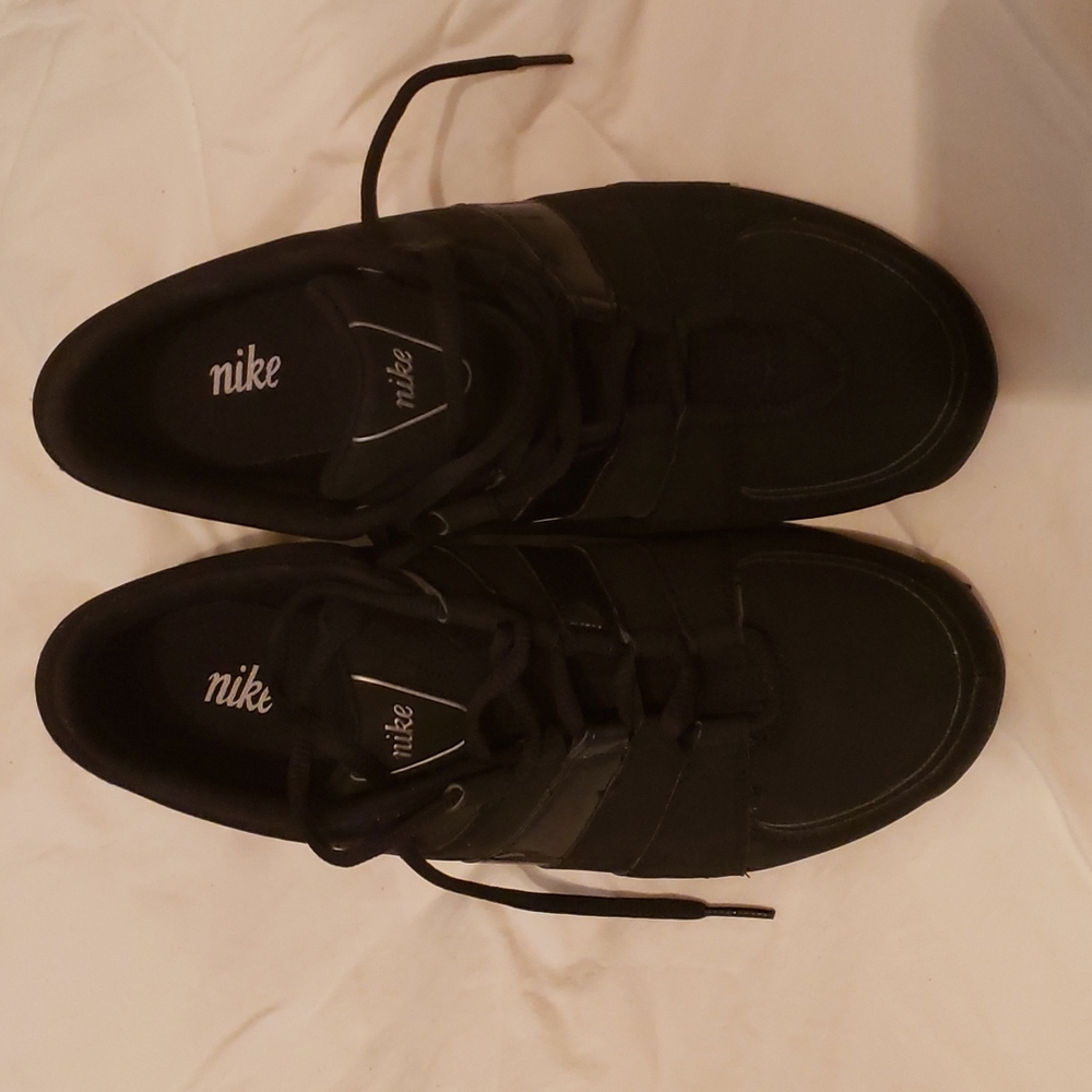 Nike Shox shoe black women's workout